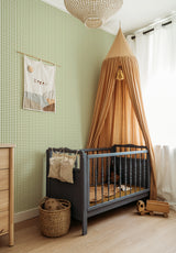 Papier peint Petit Vichy coloris Vert Olive dans une chambre d'enfant